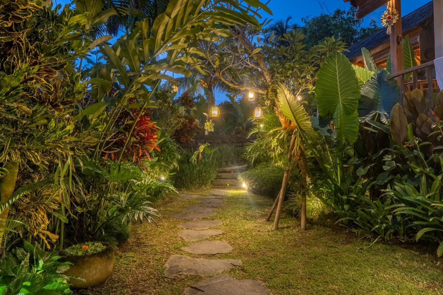 Mahadana Ubud Екстер'єр фото